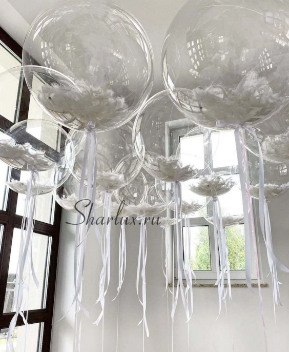 Шар Bubble с белыми перьями